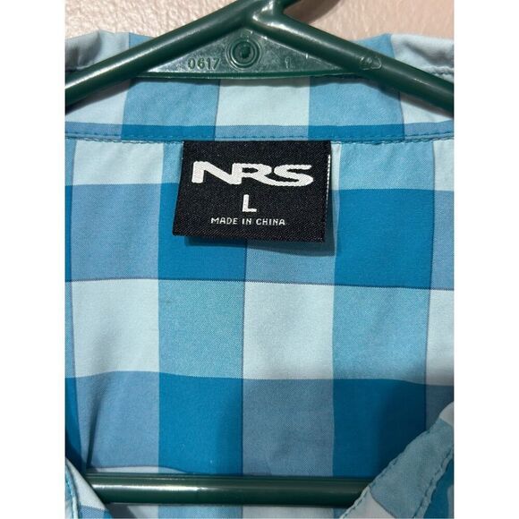 NRS Long-Sleeve Guide Checkered Silkweight Lightweight Button Up Shirt Women's L - Picture 6 of 12